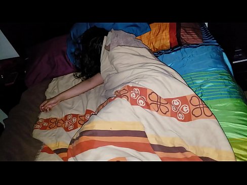 ❤️ Patėvis bara savo jauną pamotę, kol ji miega. ❤️ Porno prie lt.com-porn-kai.ru ❤